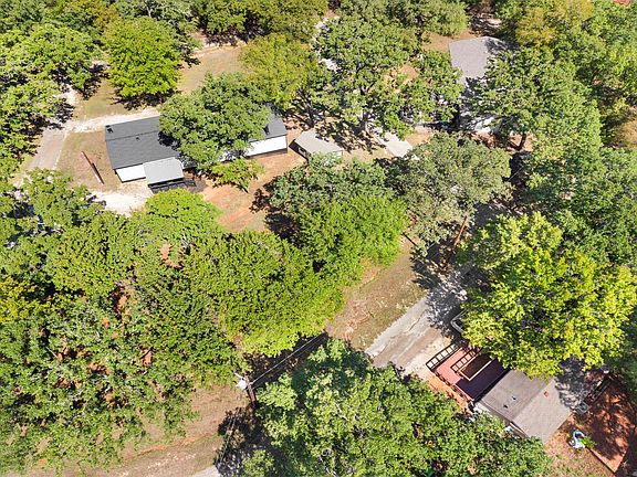 2nd image of 440 & 441 Shady Ln