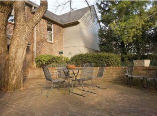 100 Scenic Hwy APT 19, Lookout Mountain, TN 37350