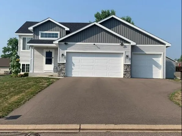 561 Alaska Loop, Cambridge, MN 55008