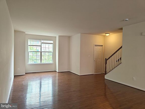 5th image of 9097 Belo Gate Dr