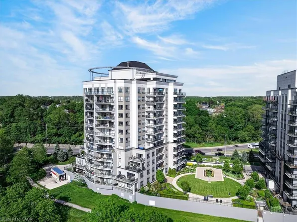 170 Water St N #405, Cambridge, ON N1R 3B6