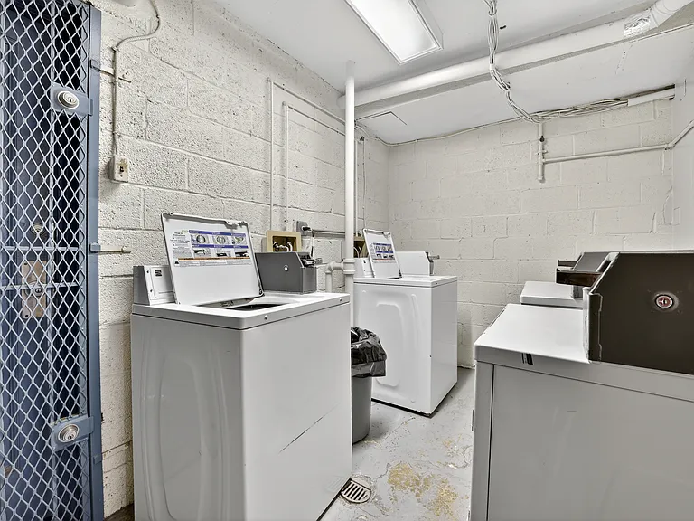 1010 G St NE #204 — Photo 15