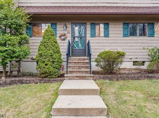 30 Indian Spring Ln, High Bridge, NJ 08829
