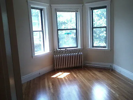 1 bed, 1.0 bath, $2,595 — Photo 2