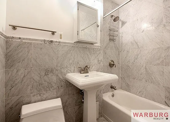 Sold by Warburg | media 18