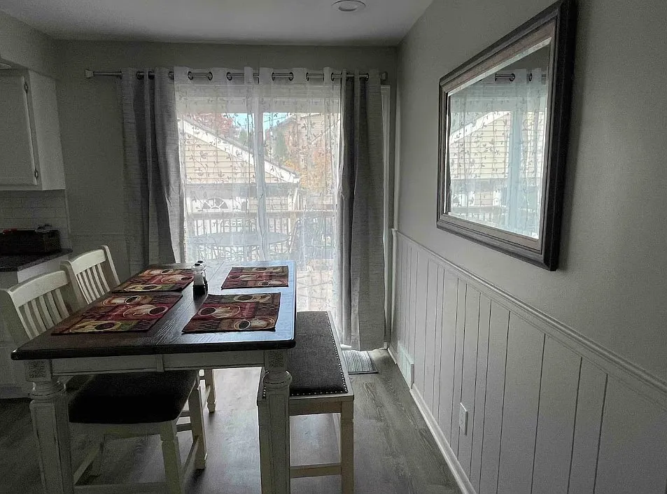 3 bed, 1192 sqft, $1,900 — Photo 3