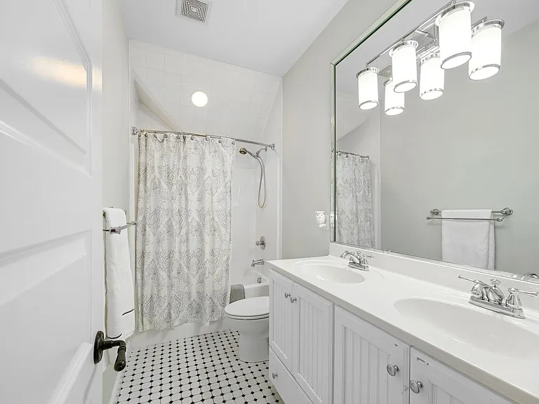 3227 Dodd Dr — Photo 15