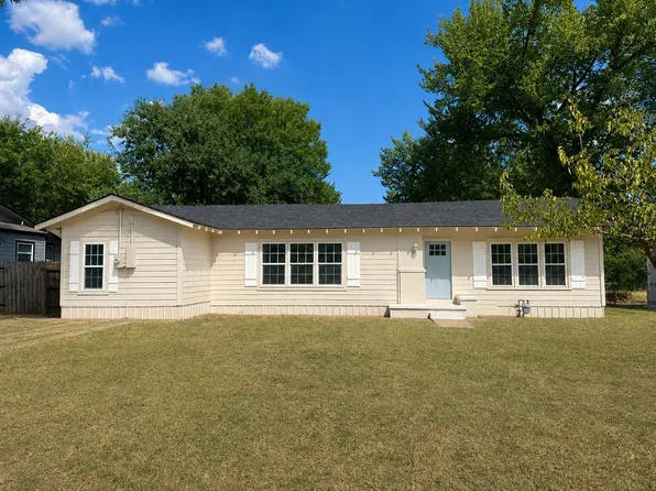 112 Morris Dr, Sulphur Springs, TX 75482