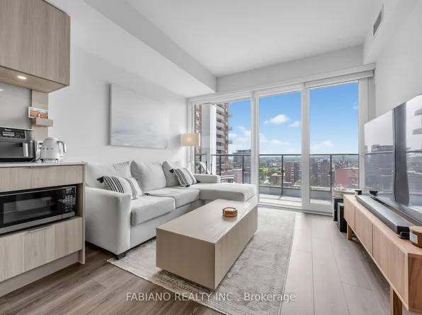 28 Ann St, Mississauga, ON