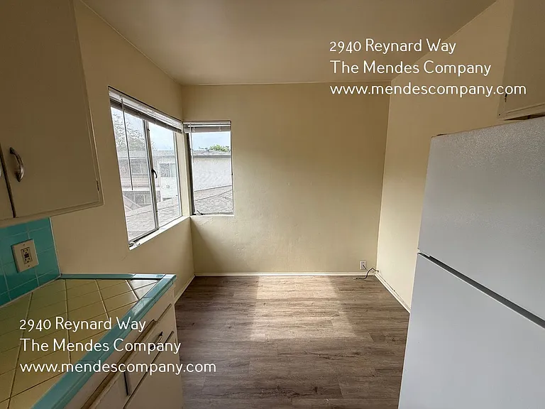 2938-2940 Reynard Way — Photo 7