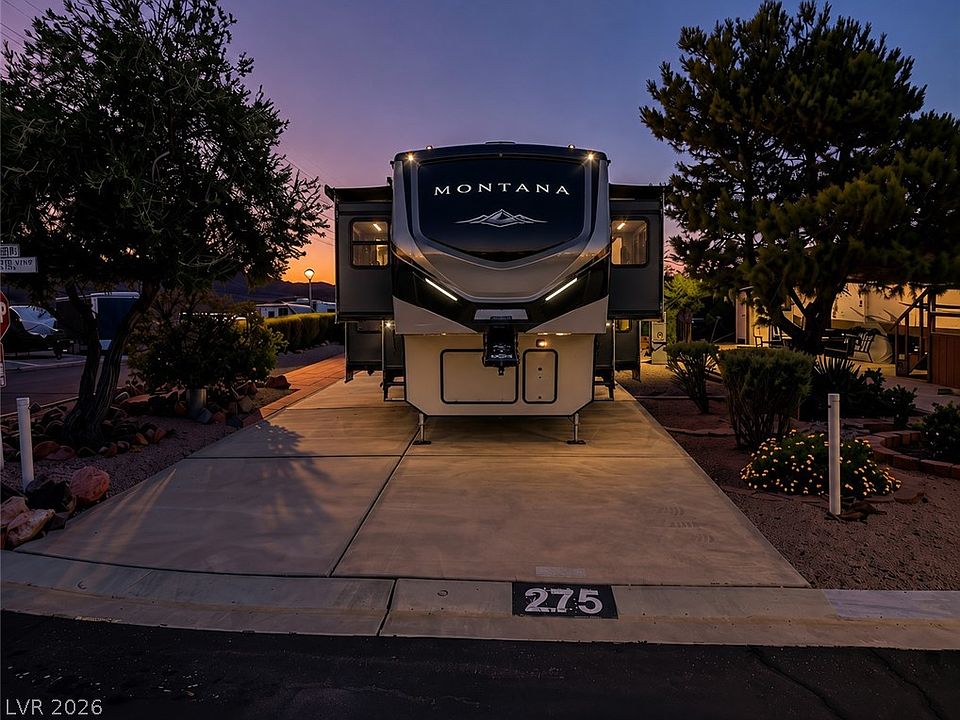 1st image of 871 Robin Way