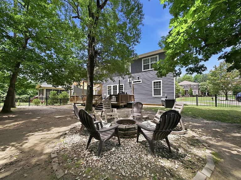 8636 Sagekirk Ct — Photo 43