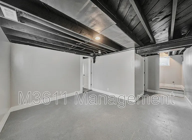 2503 S 8th St — Photo 23