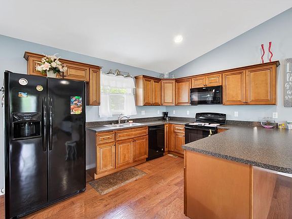 4th image of 259 Freewill Ridge Rd