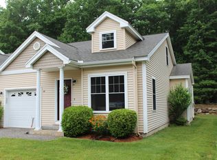 35 Winterberry Rd, Pelham, NH 03076