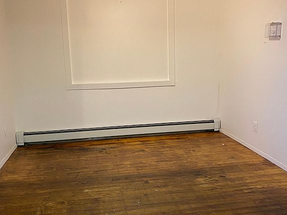 2nd image of 1340 Fteley Ave #1