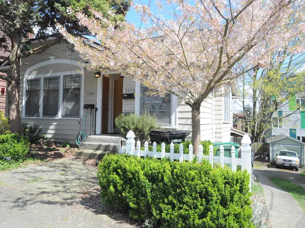 5028 1/2 9th Ave NE, Seattle, WA 98105