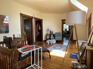 26 Whittier St #3L, Cambridge, MA 02140