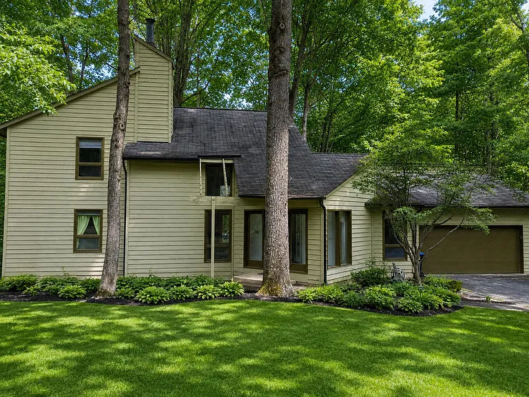 11290 Spyglass Cove Ln — Photo 1