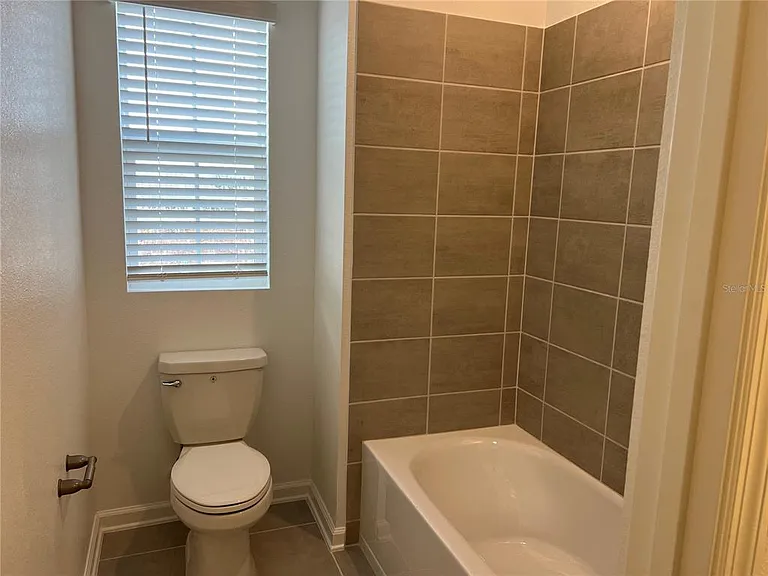 5511 Nina Way — Photo 10