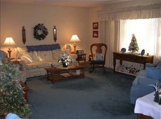 907 Pine Ave, Marshall, MN 56258