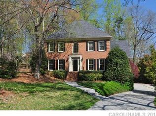 225 Benton Woods Dr, Matthews, NC 28105