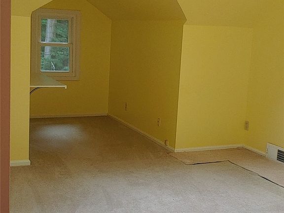 5th image of 555 Parkside Blvd