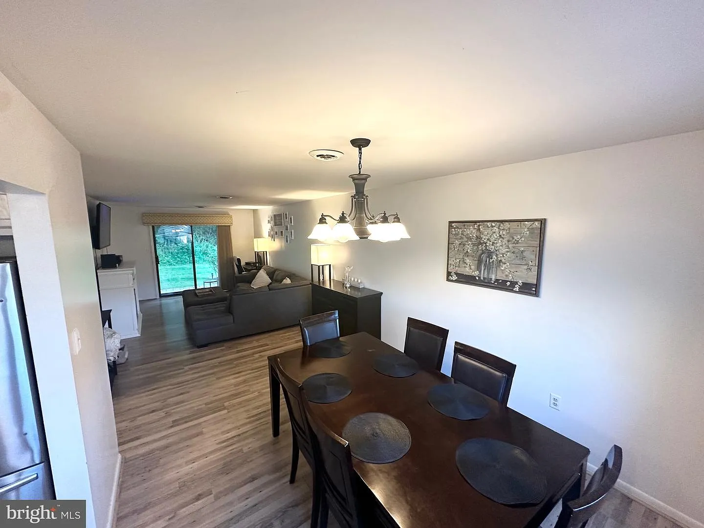2 bed, 1161 sqft, $1,750 — Photo 2