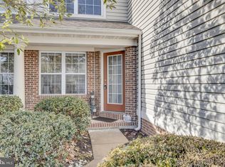 525 Oak Hill Ln, Reading, PA 19610