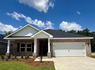 119 Spooner St, Defuniak Springs, FL 32433
