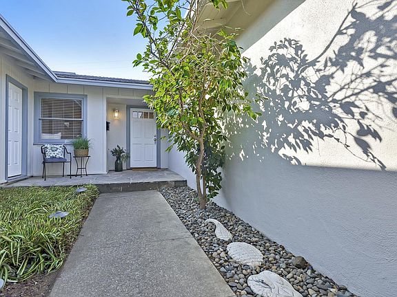 3rd image of 1609 Chula Vista Dr