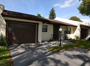 6611 S Parkway Dr, Margate, FL 33068