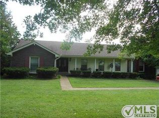 1035 Nesbitt Dr, Nashville, TN 37207