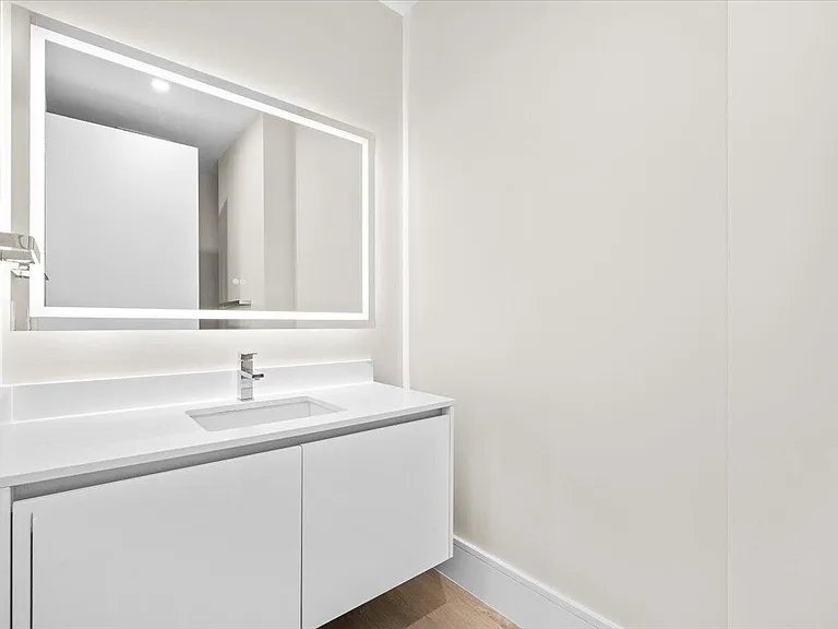 220 Lake Shore Dr #917 — Photo 38