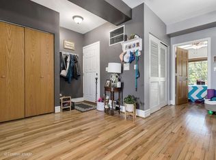 2546 W George St APT 2, Chicago, IL 60618