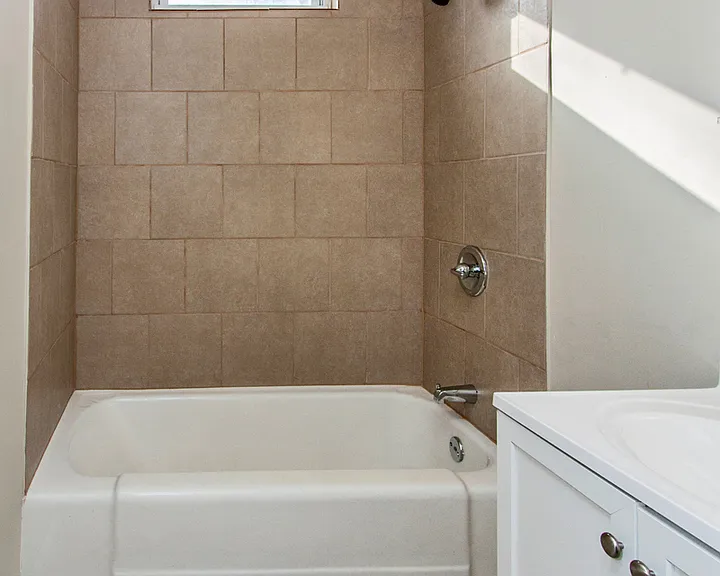 902 Titus Ave — Photo 11