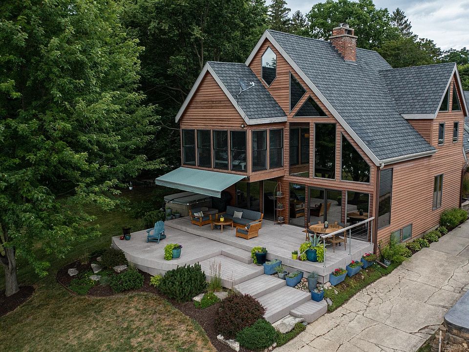 1st image of 5218 East Dr