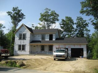 25 Collins Cir, Rochester, NH 03867