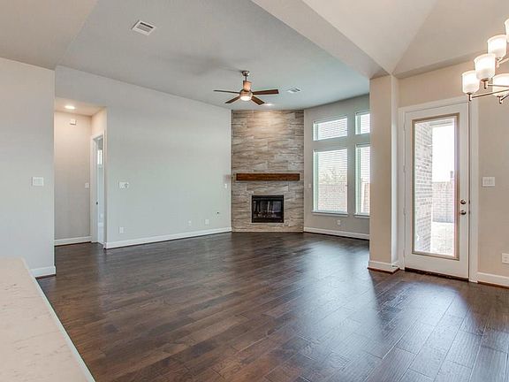 2nd image of 4986 Stornoway Dr