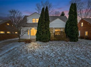 24103 Woodway Rd, Beachwood, OH