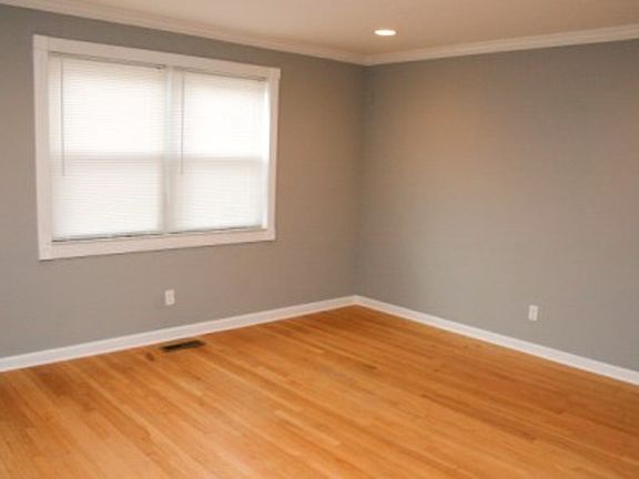 5th image of 3821 Fairview Ave