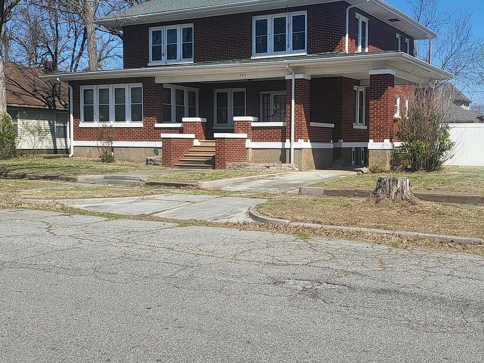 1st image of 304 B St NW