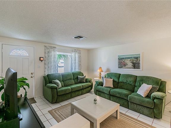 5th image of 1025 Cornwall Dr