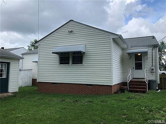 2nd image of 303 Yorktown Dr