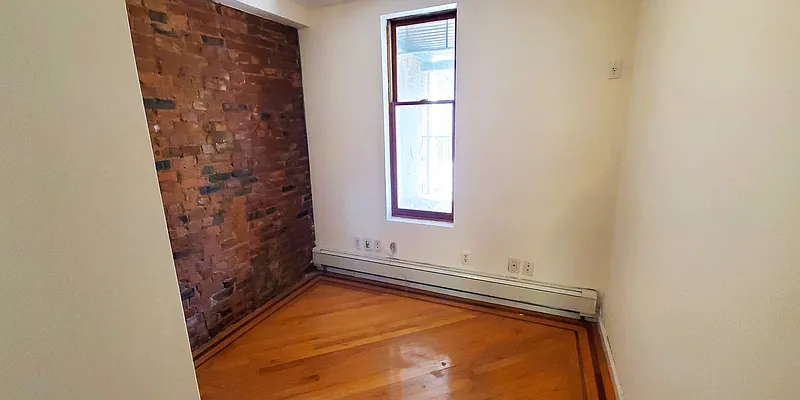 Rented by Ideal Properties Group | media 7