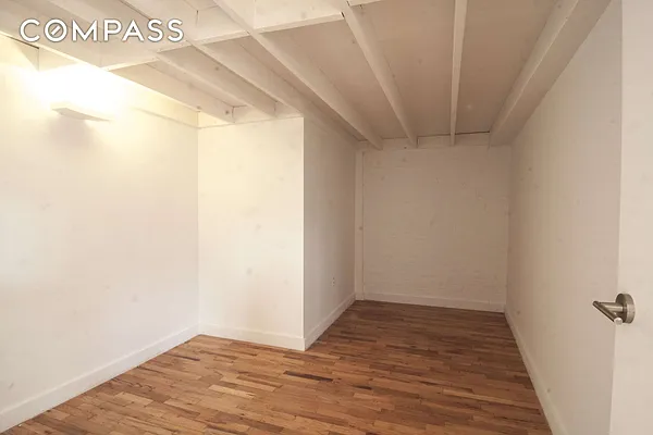 Rented by Compass | media 19