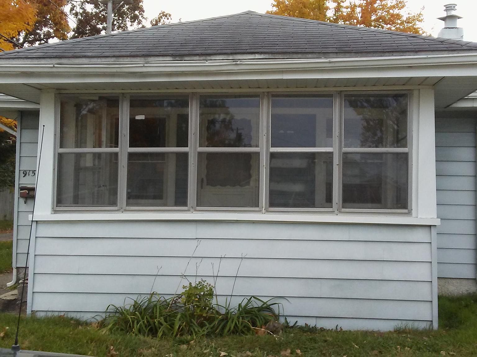 915 Forest Ave, Mishawaka, IN 46545 Zillow