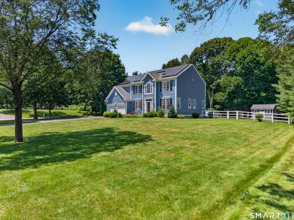 2 Cord Grass Lane, Old Lyme, CT 06371
