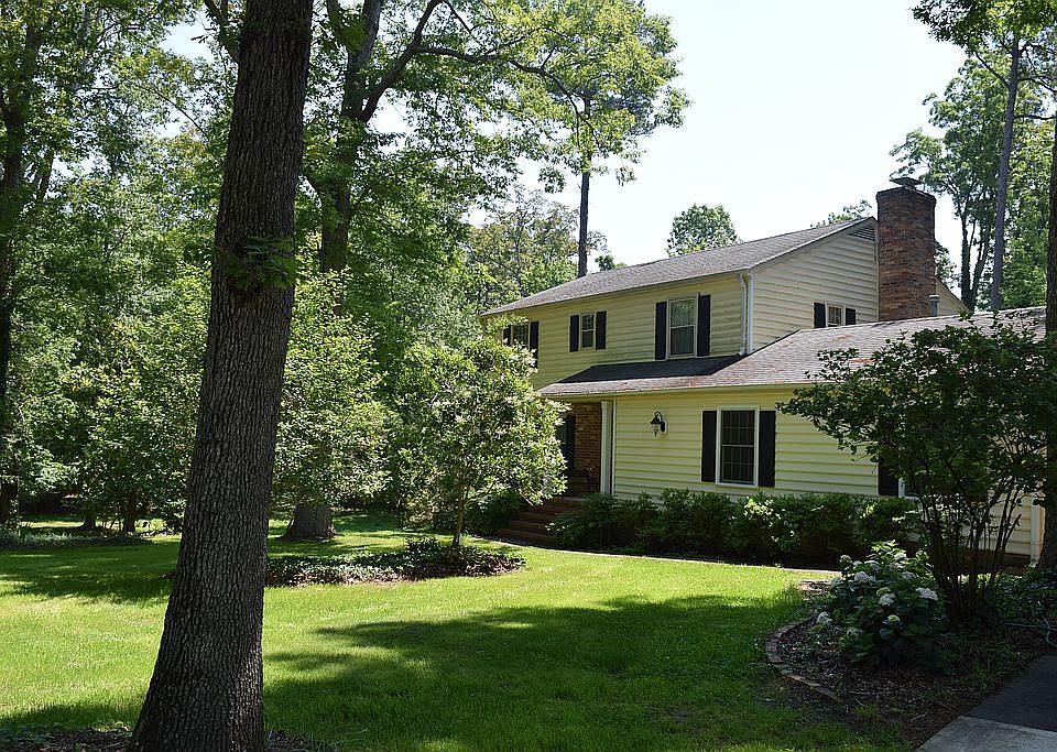 1st image of 112 W Kingswood Dr