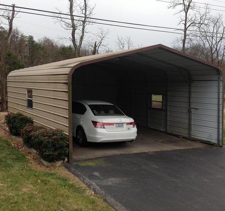 2nd image of 325 Langland Dr